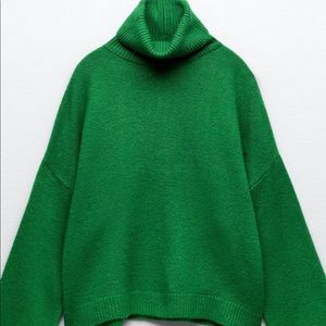 HIGH COLLAR KNIT SWEATER